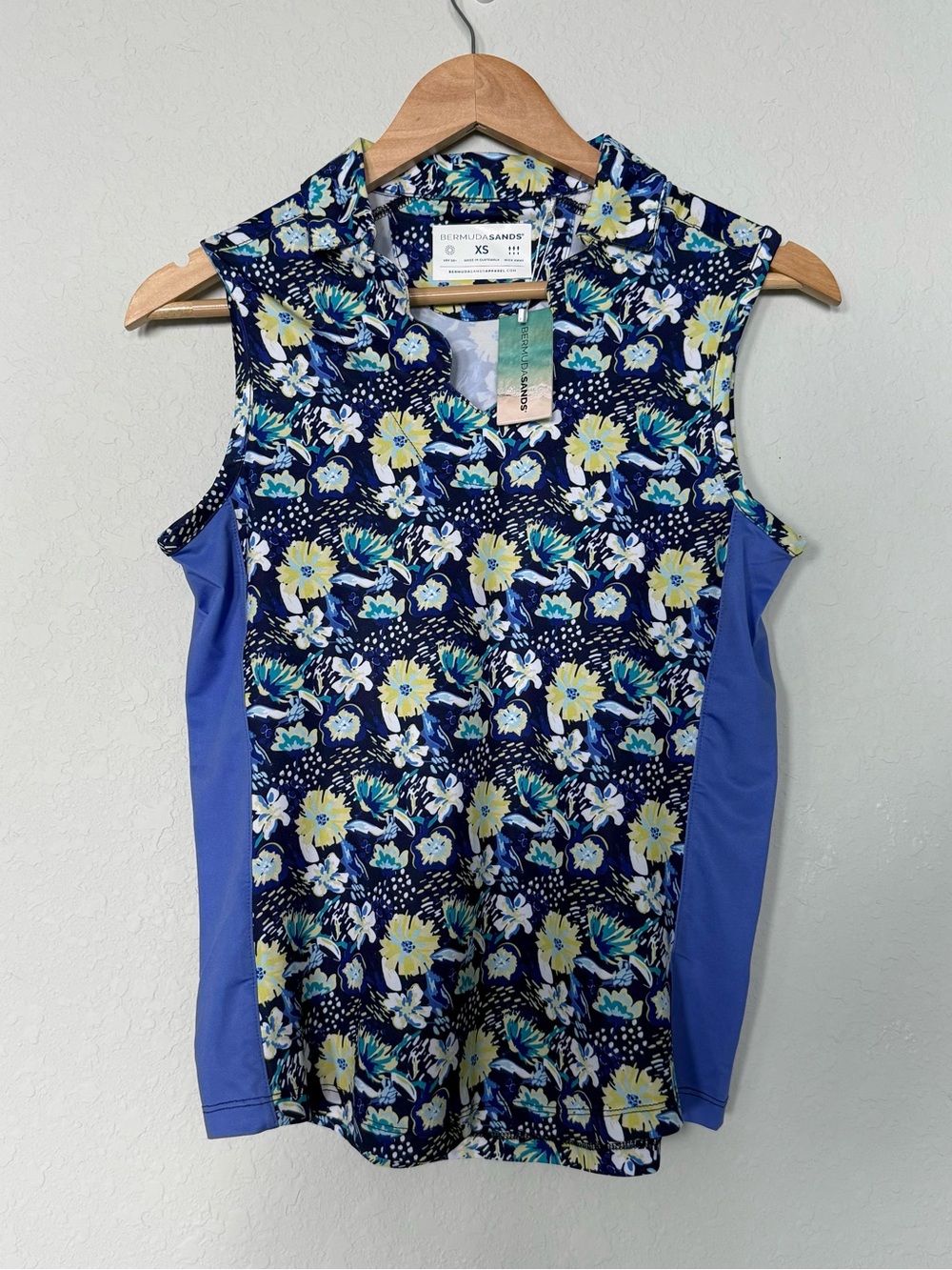 NWT Bermuda Sands UPF 50+ Sleeveless Floral Performance Tank